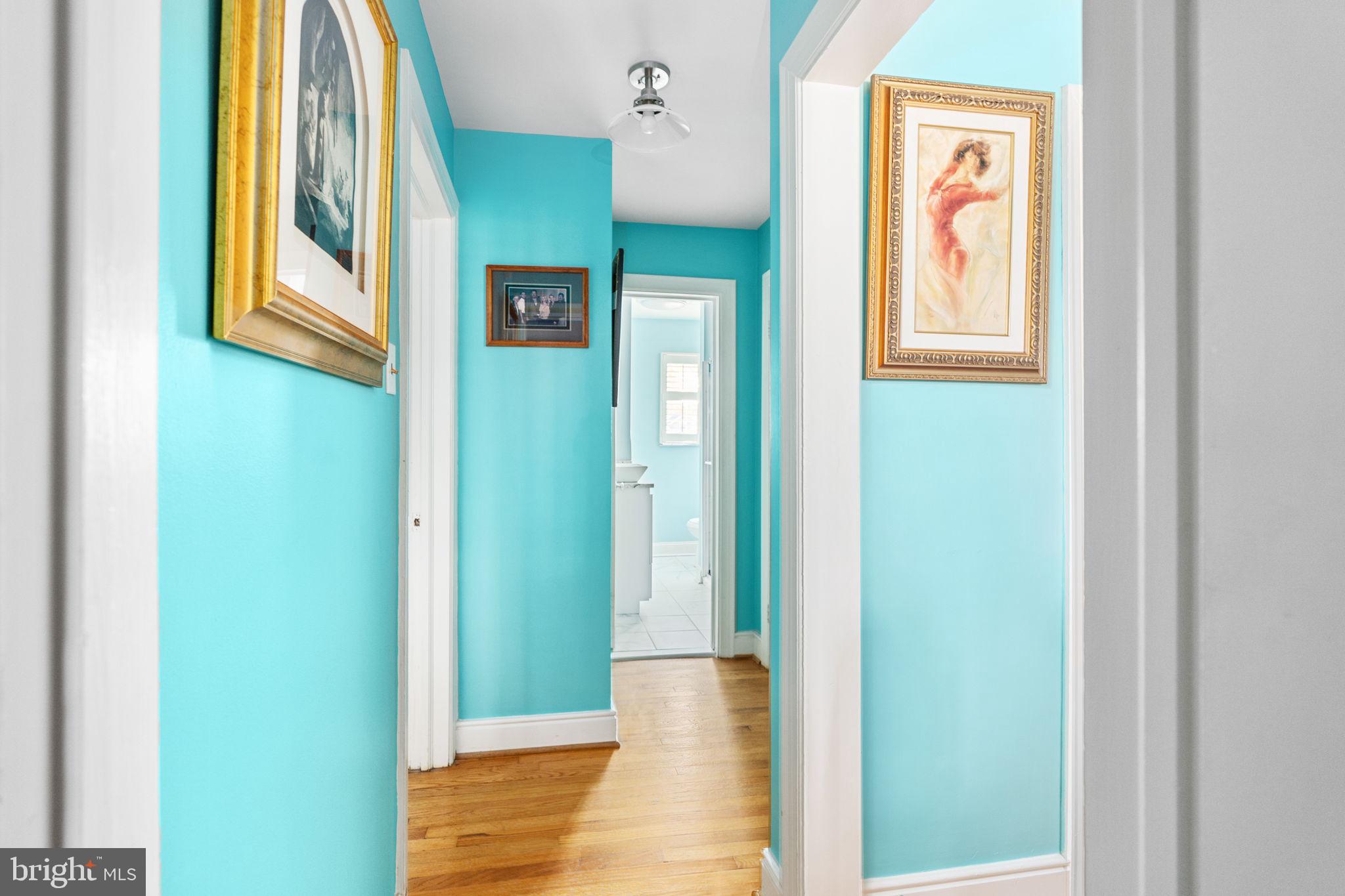 FOREST HILLS - Residential