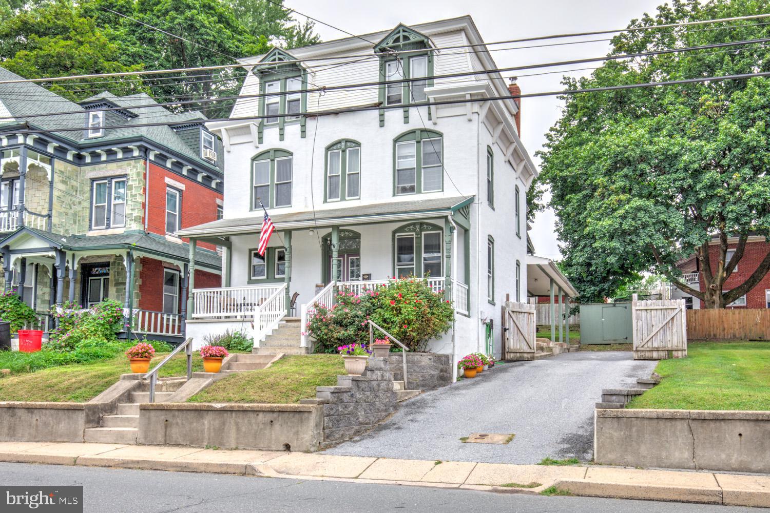 51 W WYOMISSING AVENUE