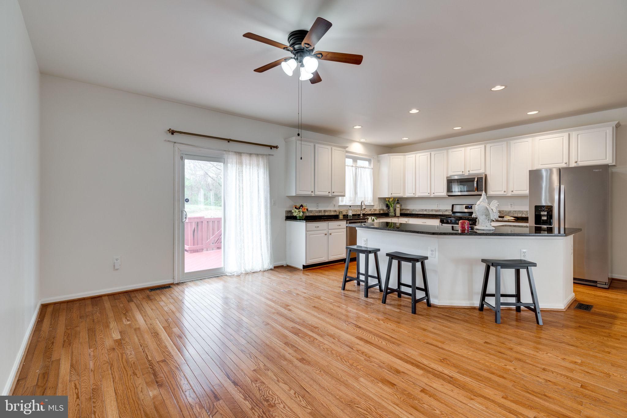 KINGSTOWNE - Residential Lease