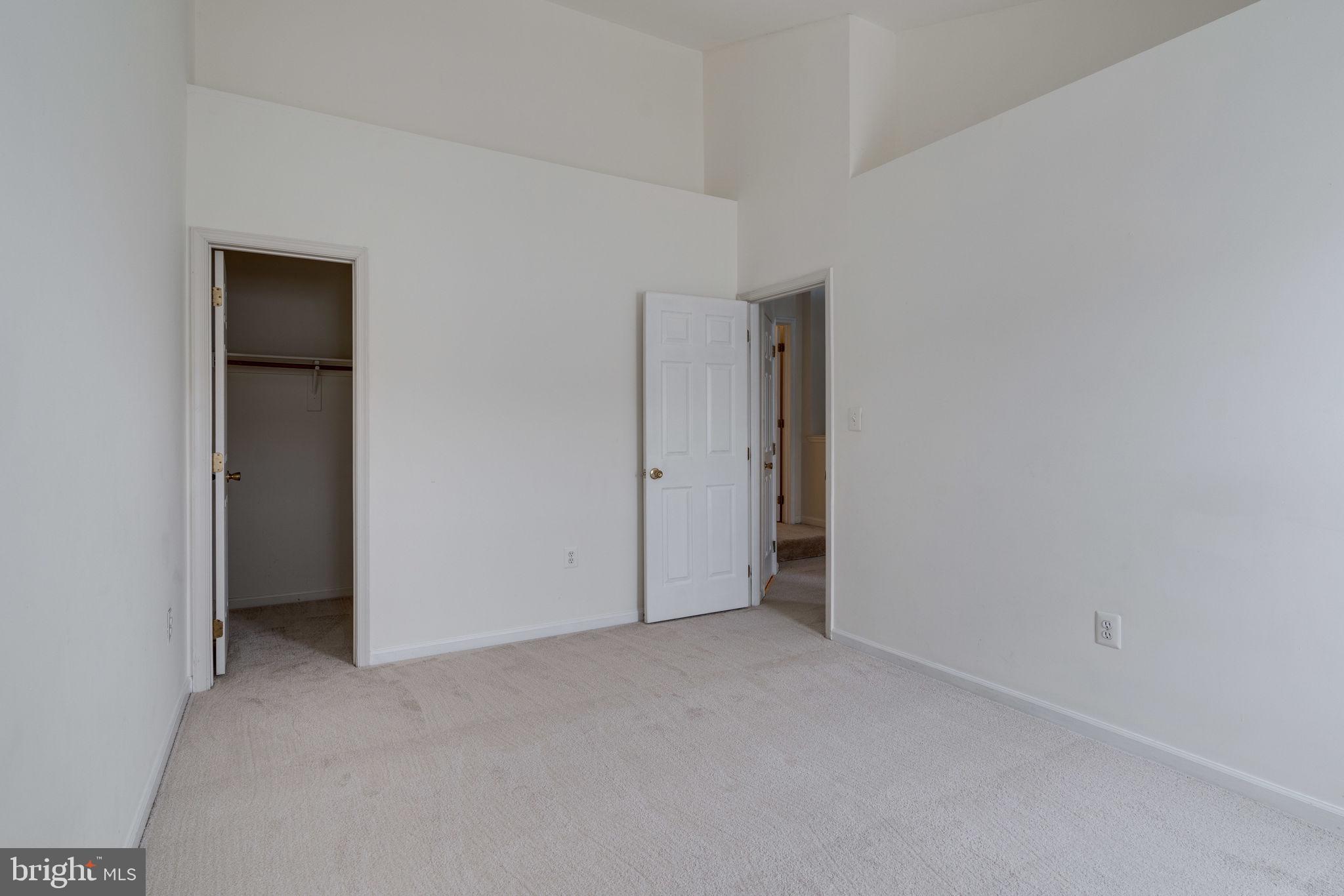 KINGSTOWNE - Residential Lease