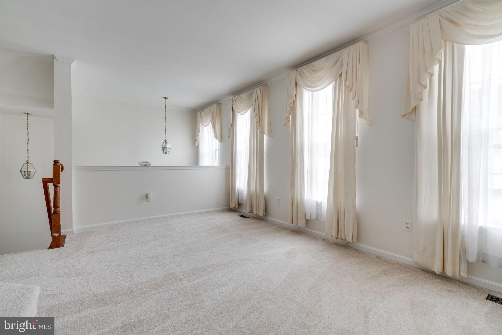 KINGSTOWNE - Residential Lease