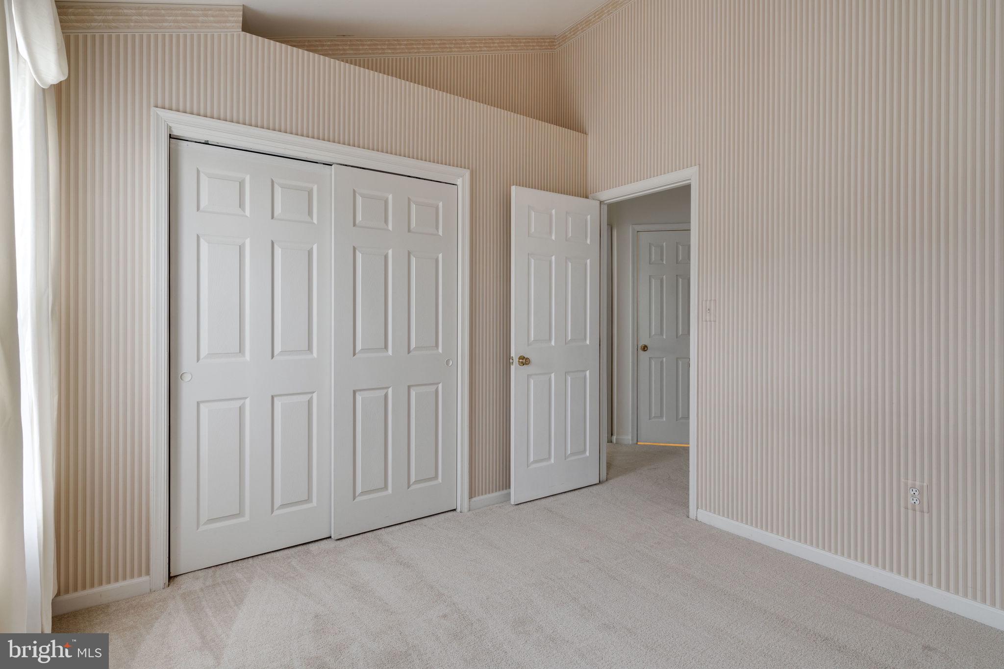 KINGSTOWNE - Residential Lease