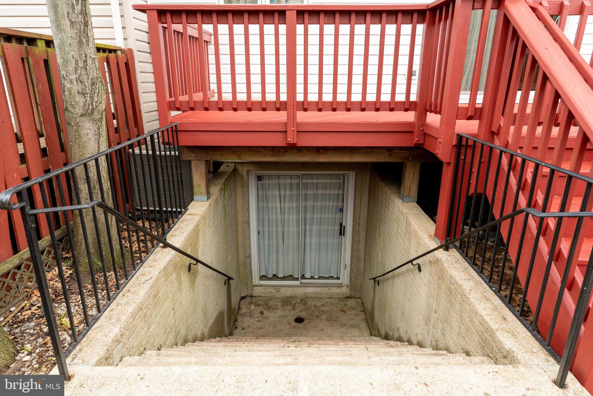 KINGSTOWNE - Residential Lease