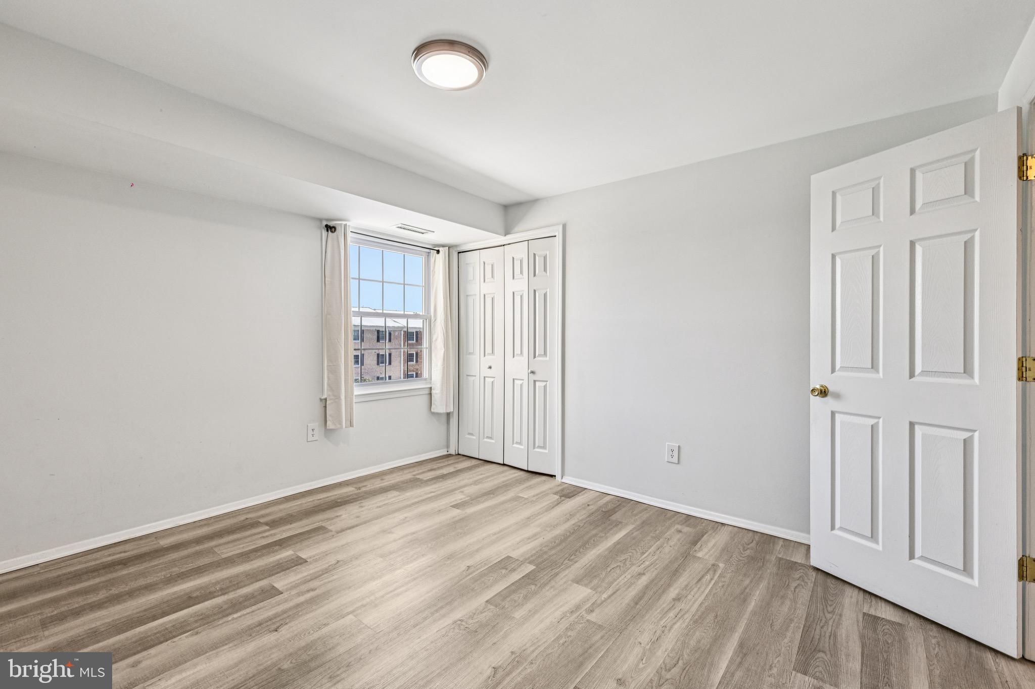 MOORINGS OF OCCOQUAN CON - Residential