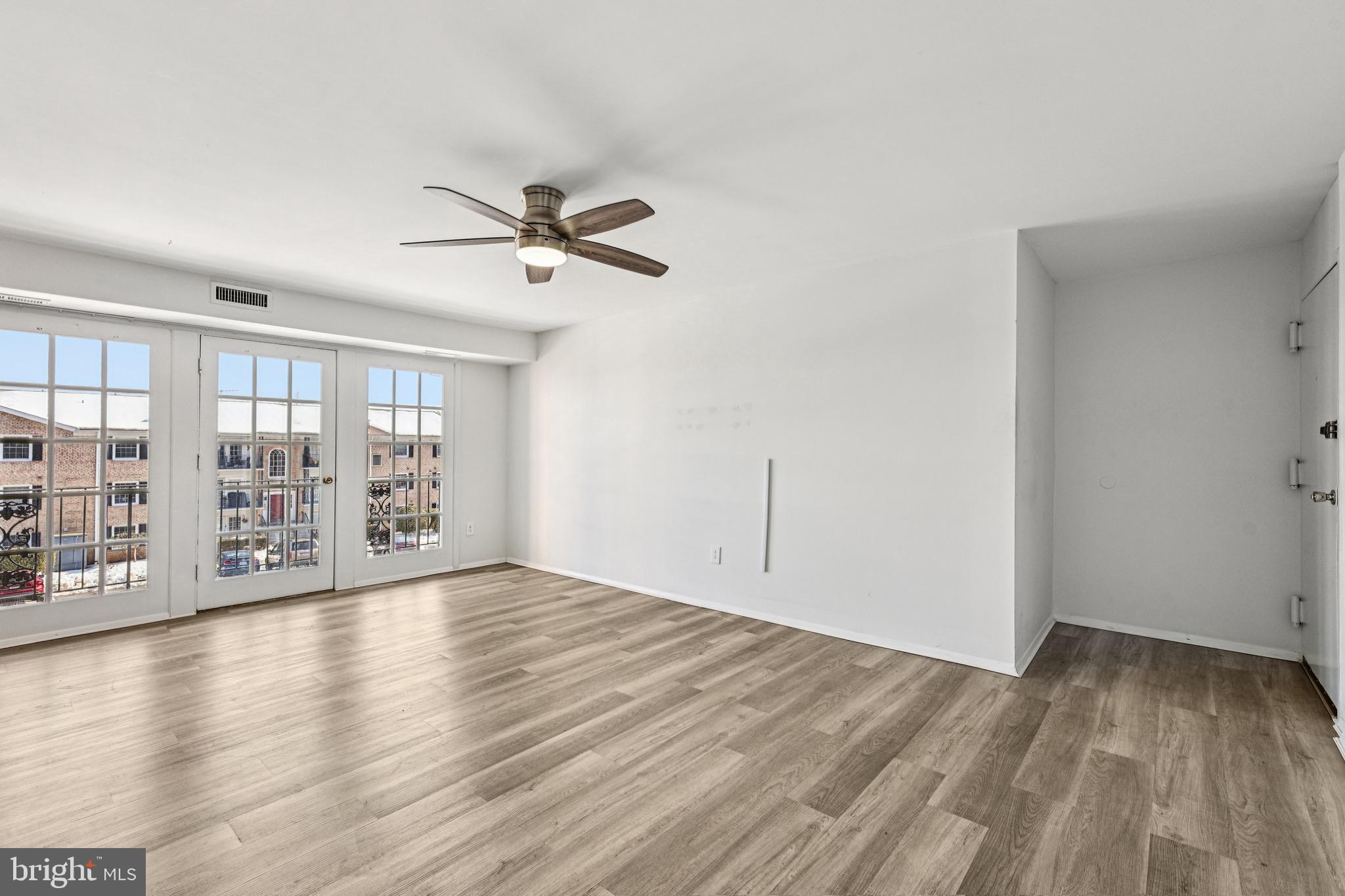 MOORINGS OF OCCOQUAN CON - Residential