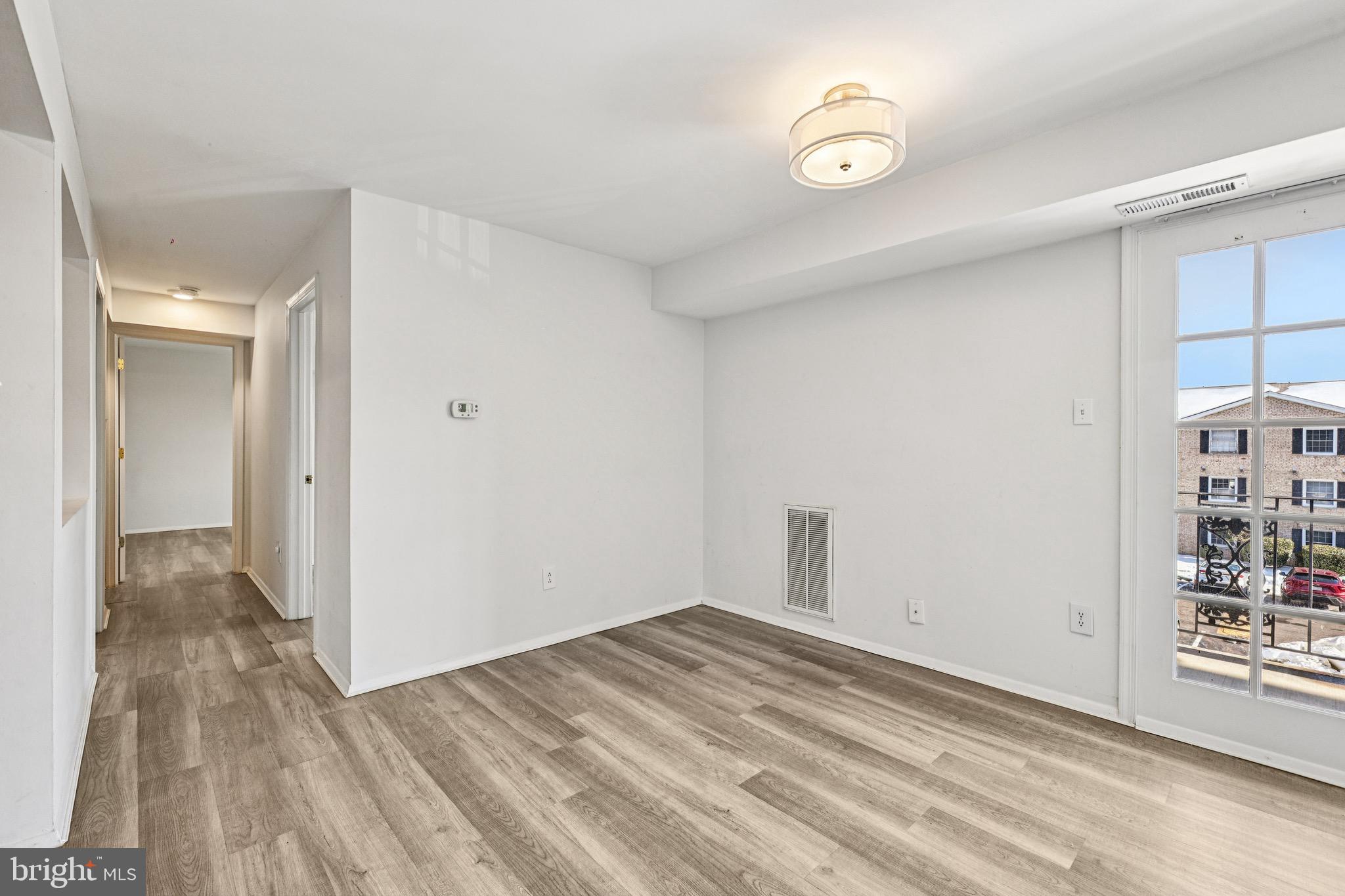 MOORINGS OF OCCOQUAN CON - Residential