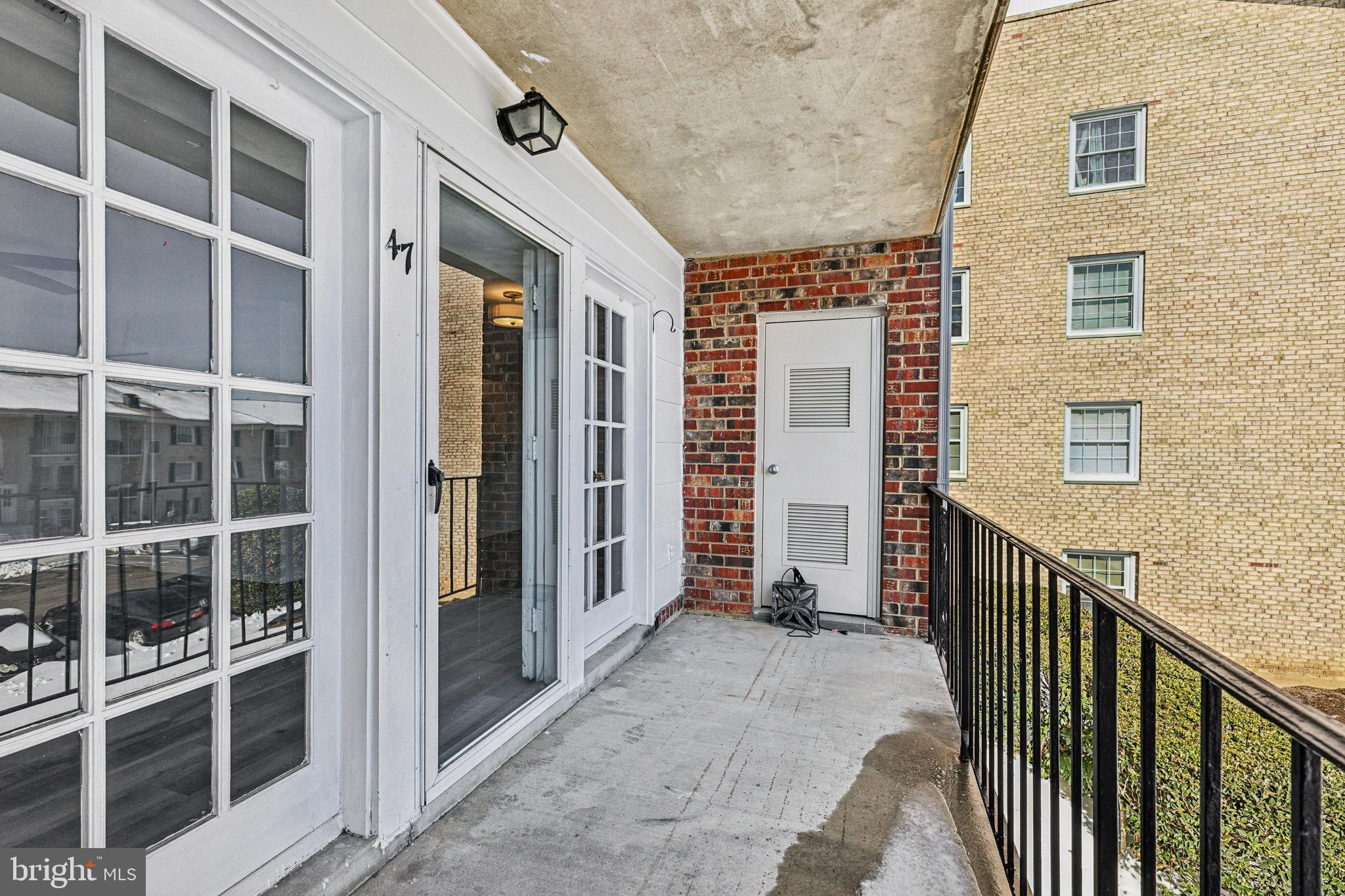 MOORINGS OF OCCOQUAN CON - Residential