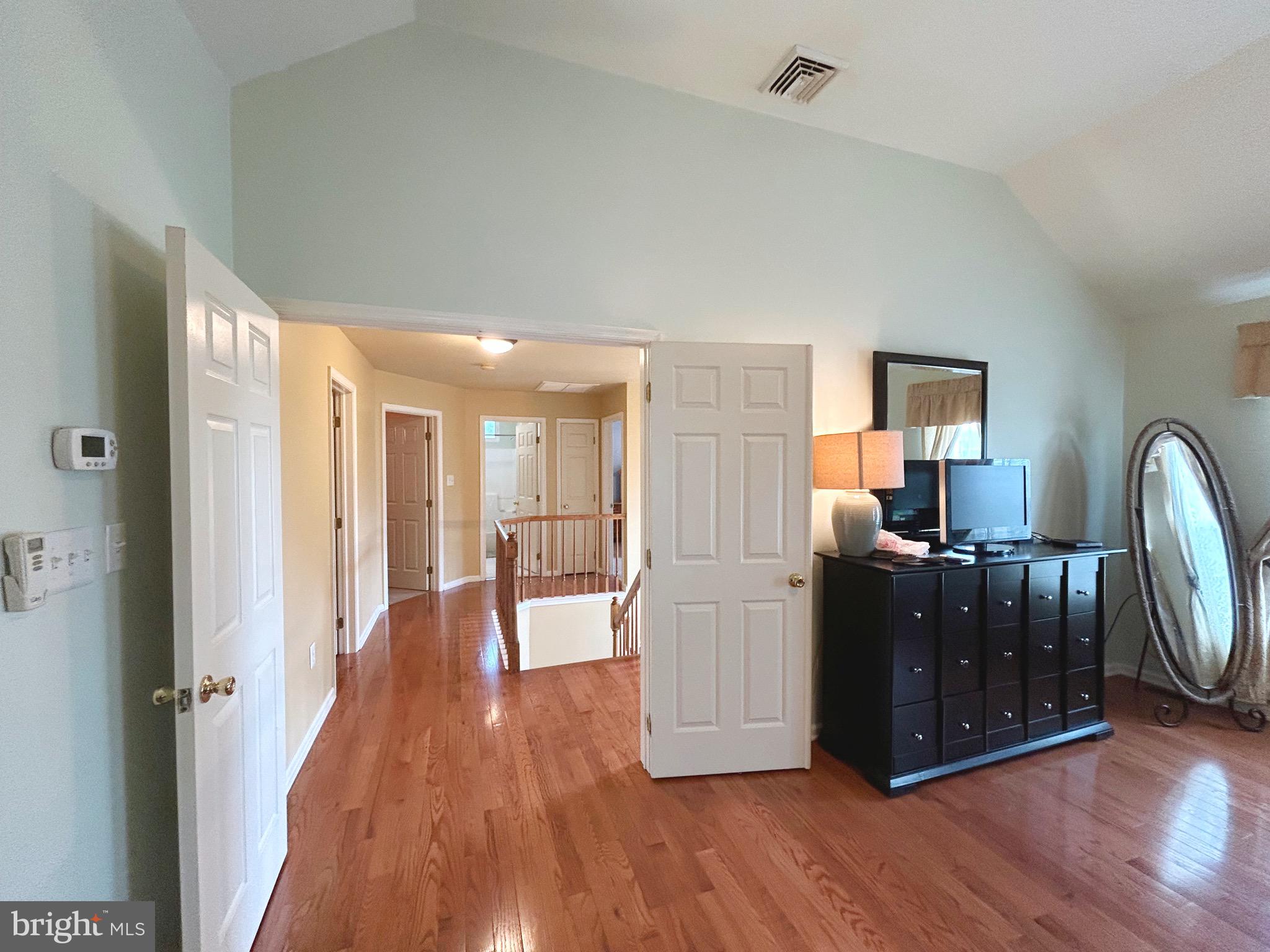 CAMBRIDGE ESTS - Residential