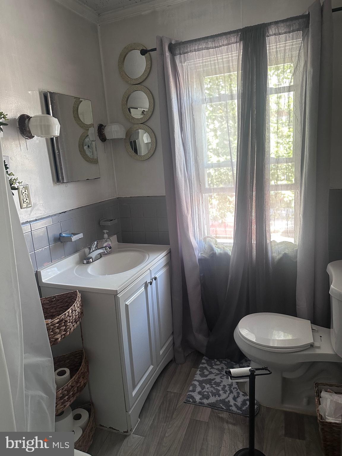 SOUTH WEST LANCASTER - Residential