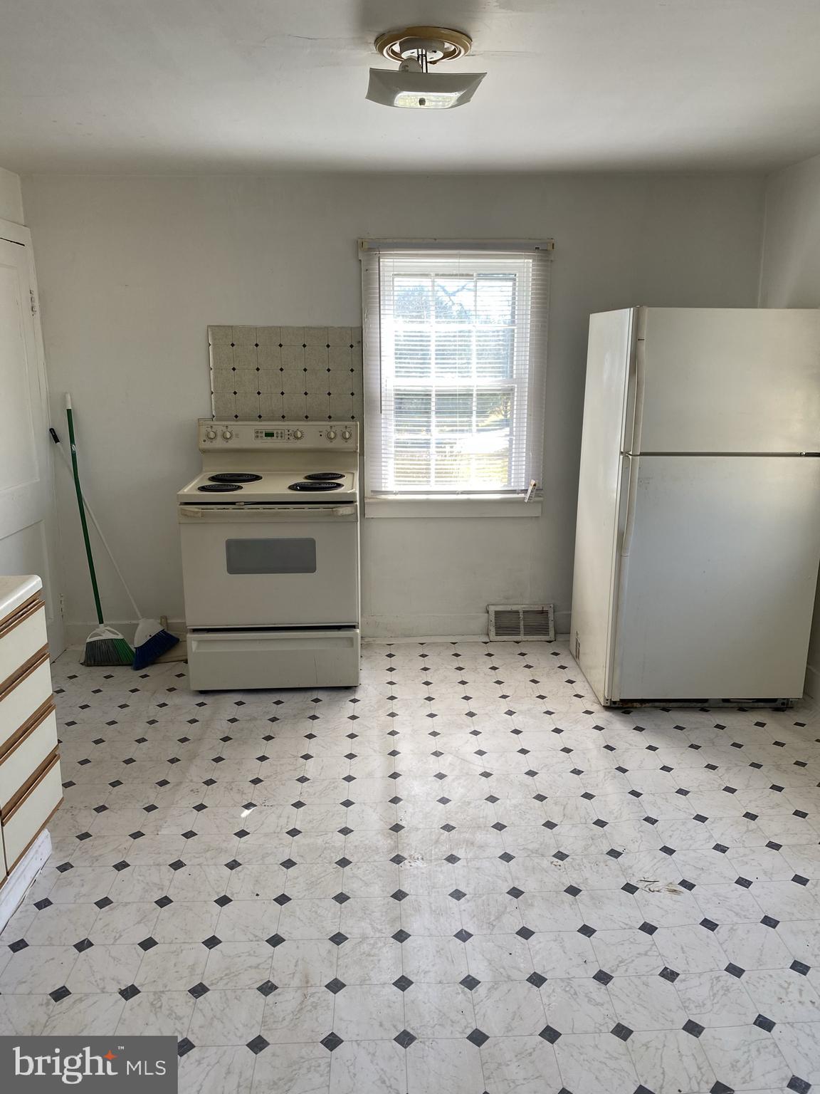 HARWOOD - Residential