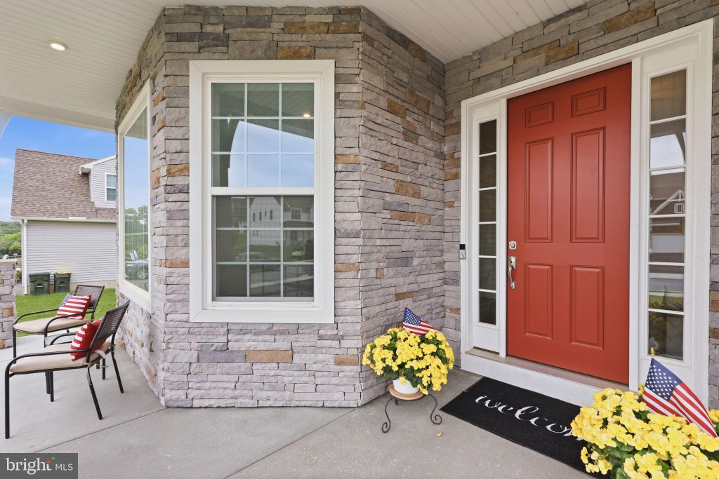 Photo of 113 Cameron Lane, LITITZ, PA 17543 (MLS # PALA2083270)