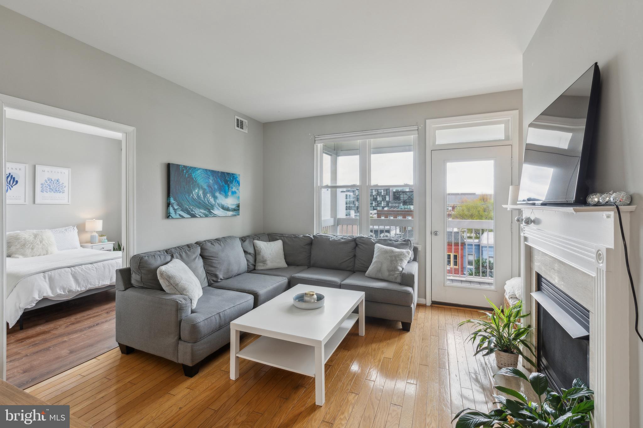 2004 11TH STREET NW 439