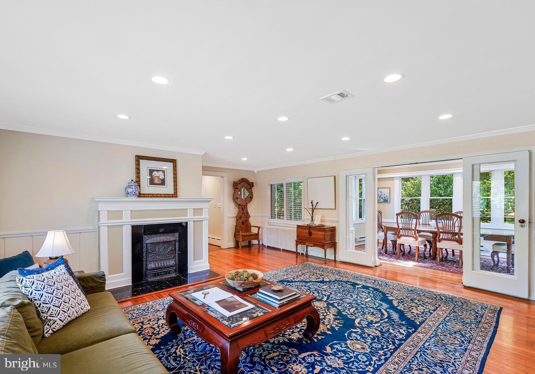 8601 MOUNT ZEPHYR DRIVE