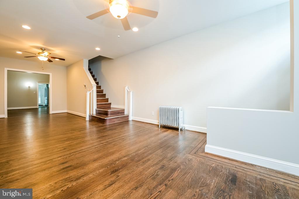 HIGHLANDTOWN - Residential