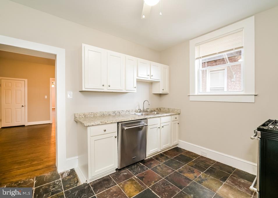 HIGHLANDTOWN - Residential