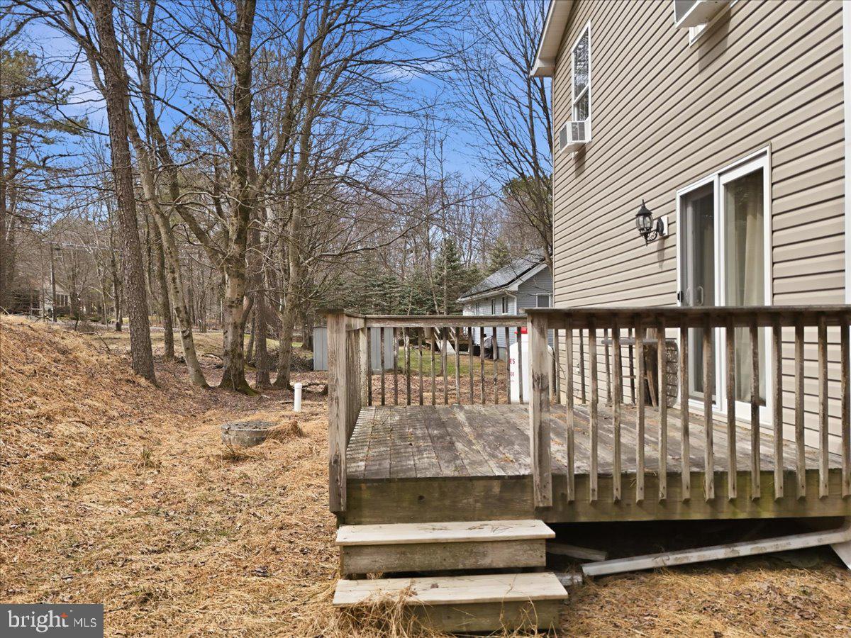 TOWAMENSING TRAILS - Residential