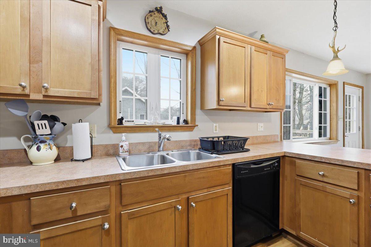 TOWAMENSING TRAILS - Residential