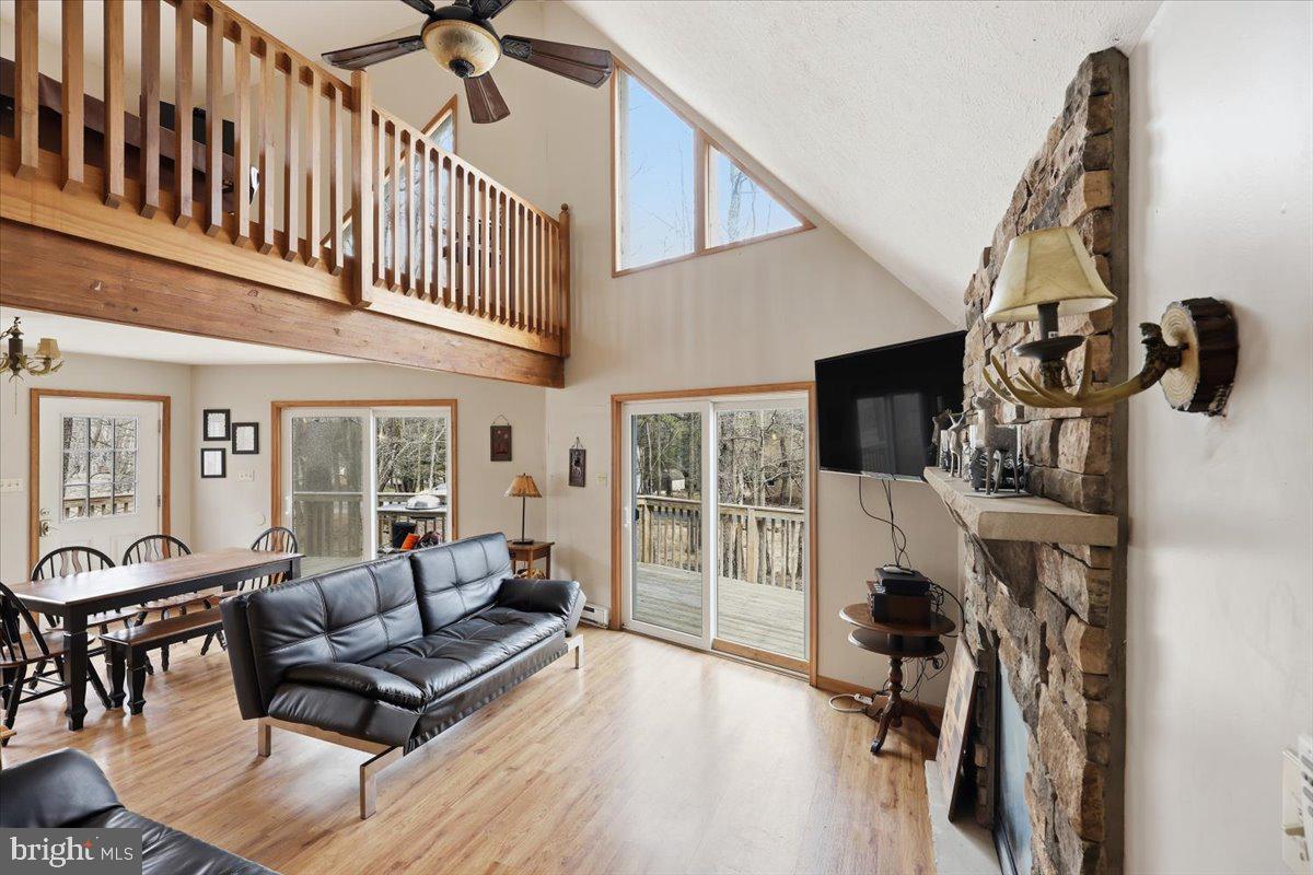 TOWAMENSING TRAILS - Residential