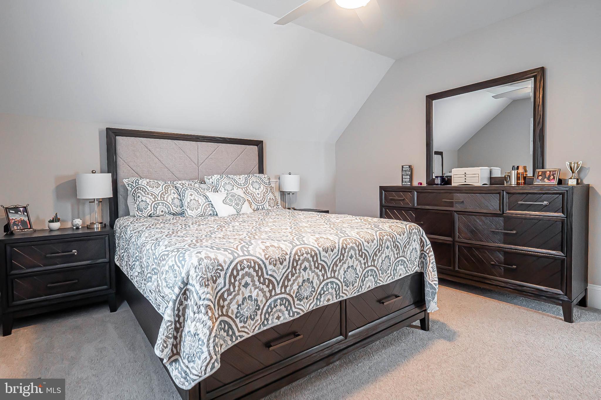 THE VILLAGES AT NORTHRIDGE - Residential