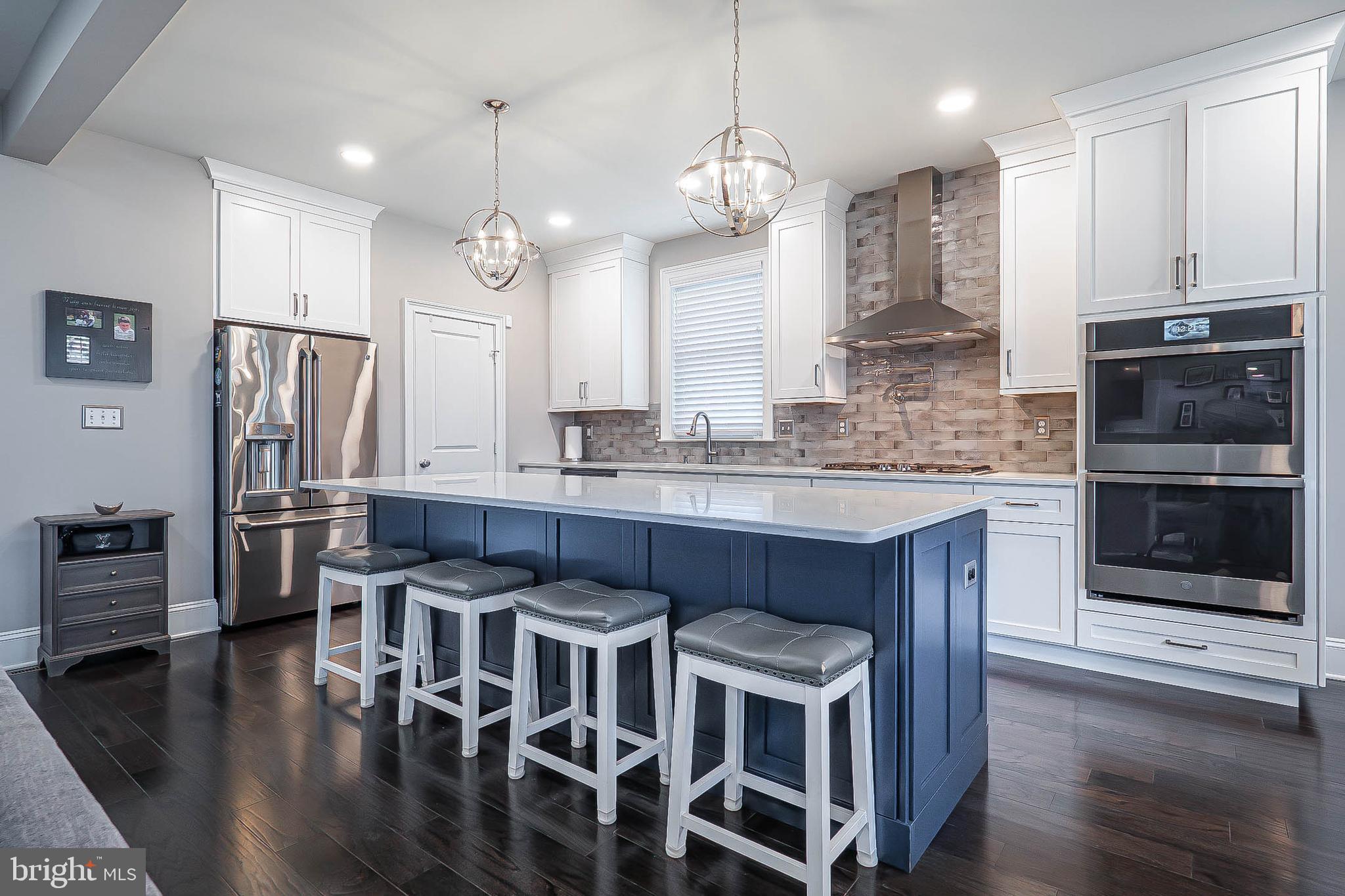 THE VILLAGES AT NORTHRIDGE - Residential