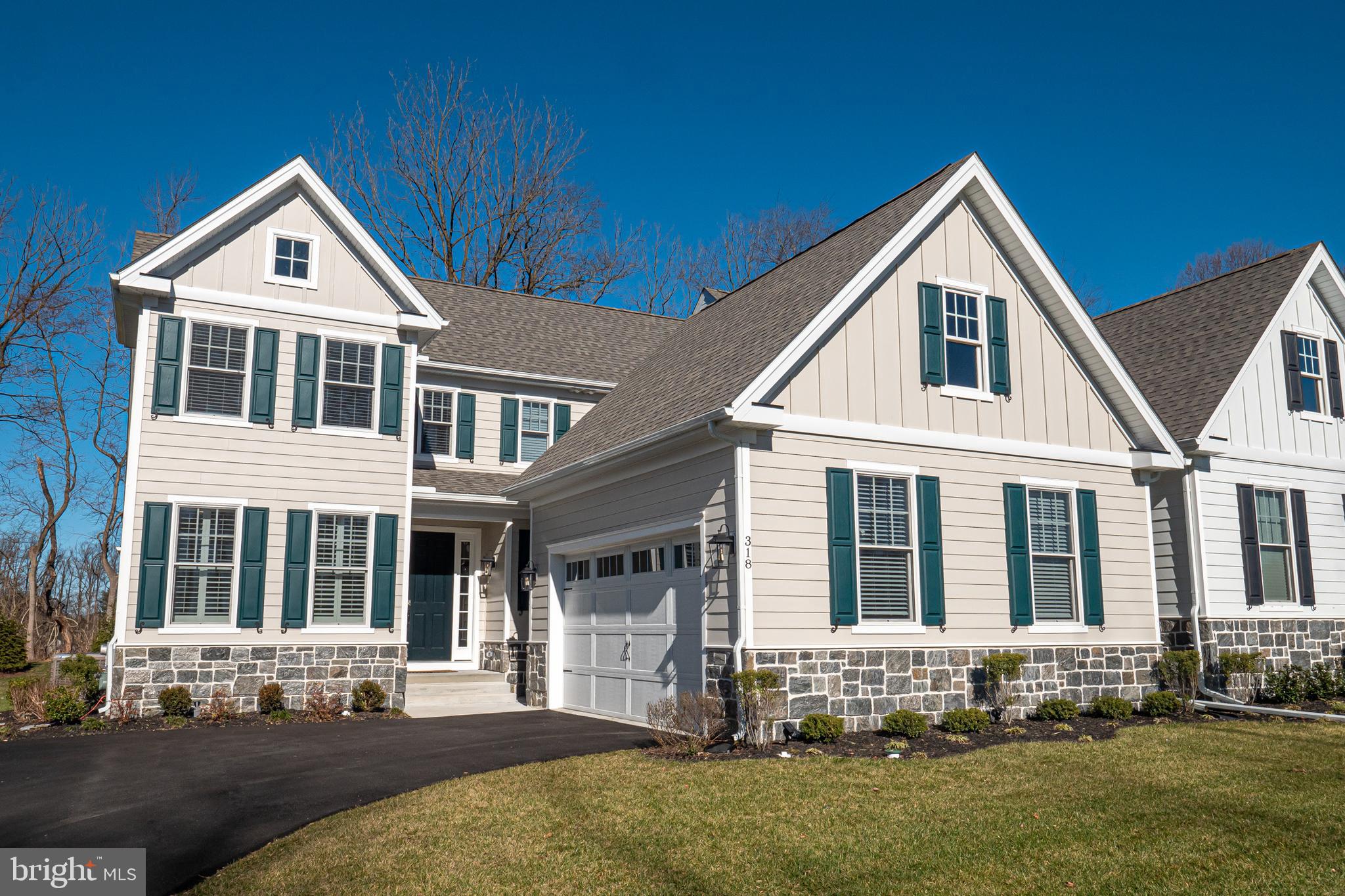 THE VILLAGES AT NORTHRIDGE - Residential