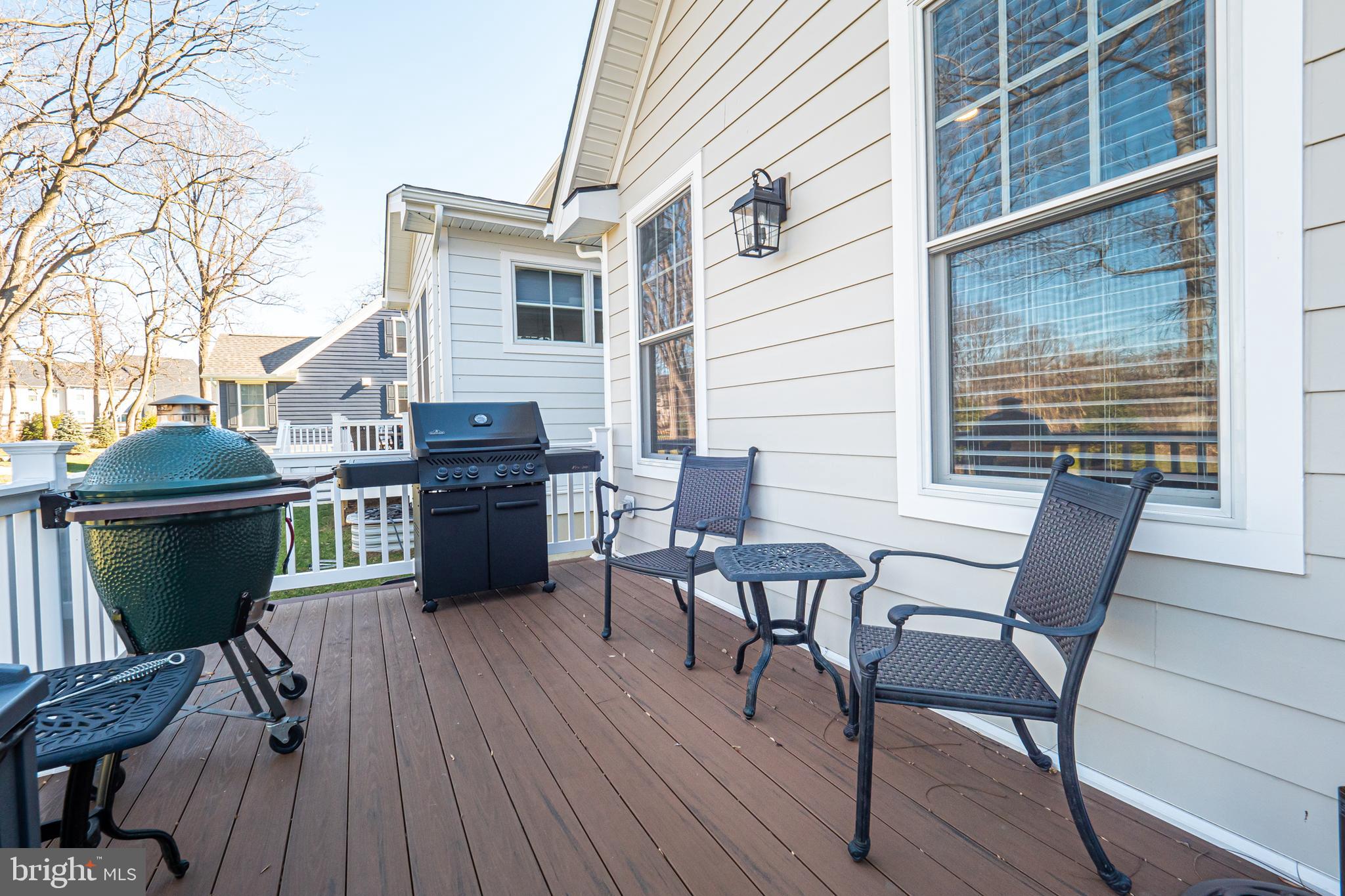 THE VILLAGES AT NORTHRIDGE - Residential