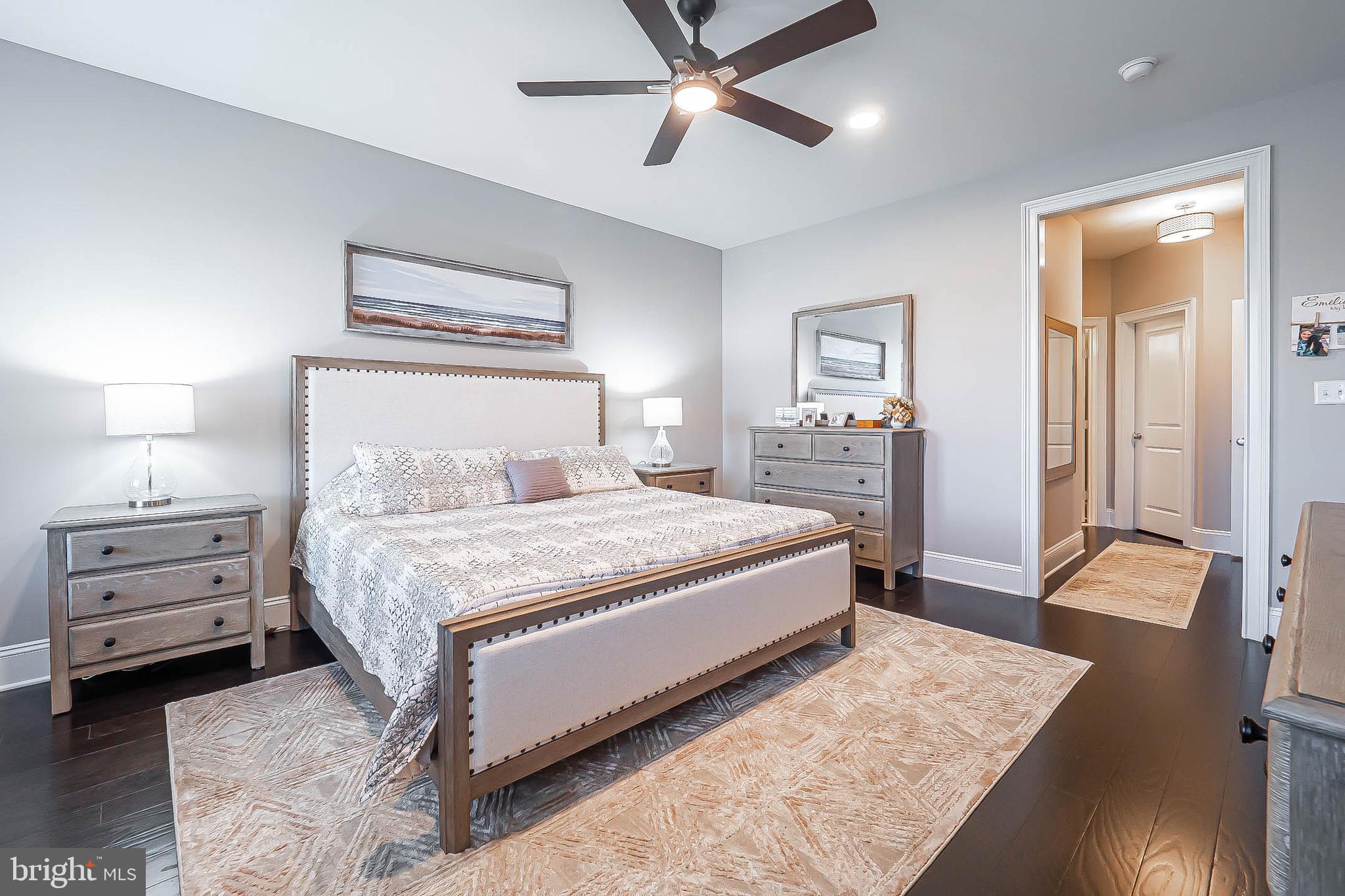 THE VILLAGES AT NORTHRIDGE - Residential