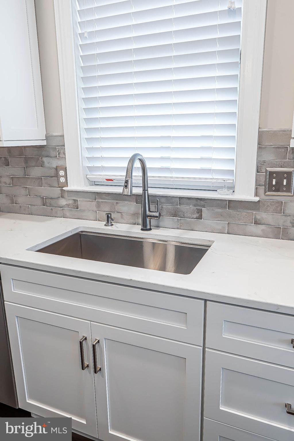 THE VILLAGES AT NORTHRIDGE - Residential