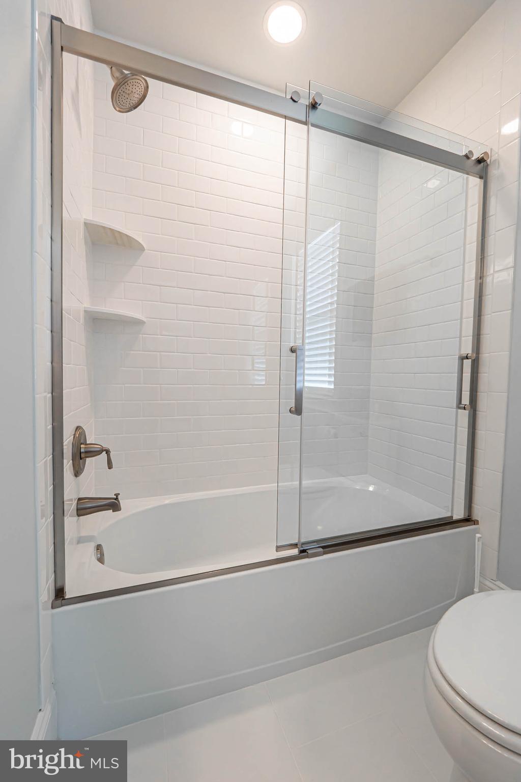 THE VILLAGES AT NORTHRIDGE - Residential