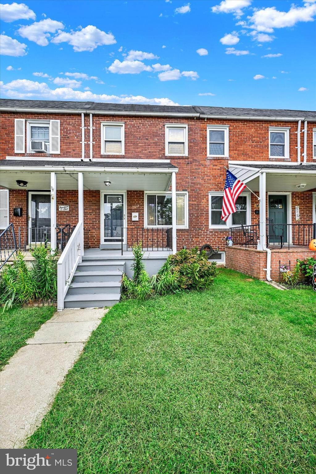 MEDFIELD - Residential