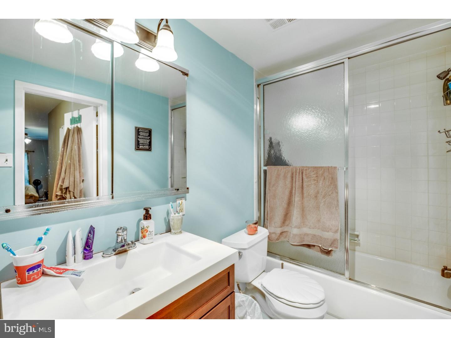 BAKERS BAY CONDOMINIUMS - Residential