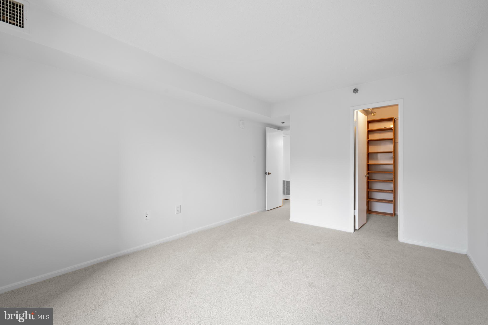 GREENS AT LEISURE WORLD - Residential