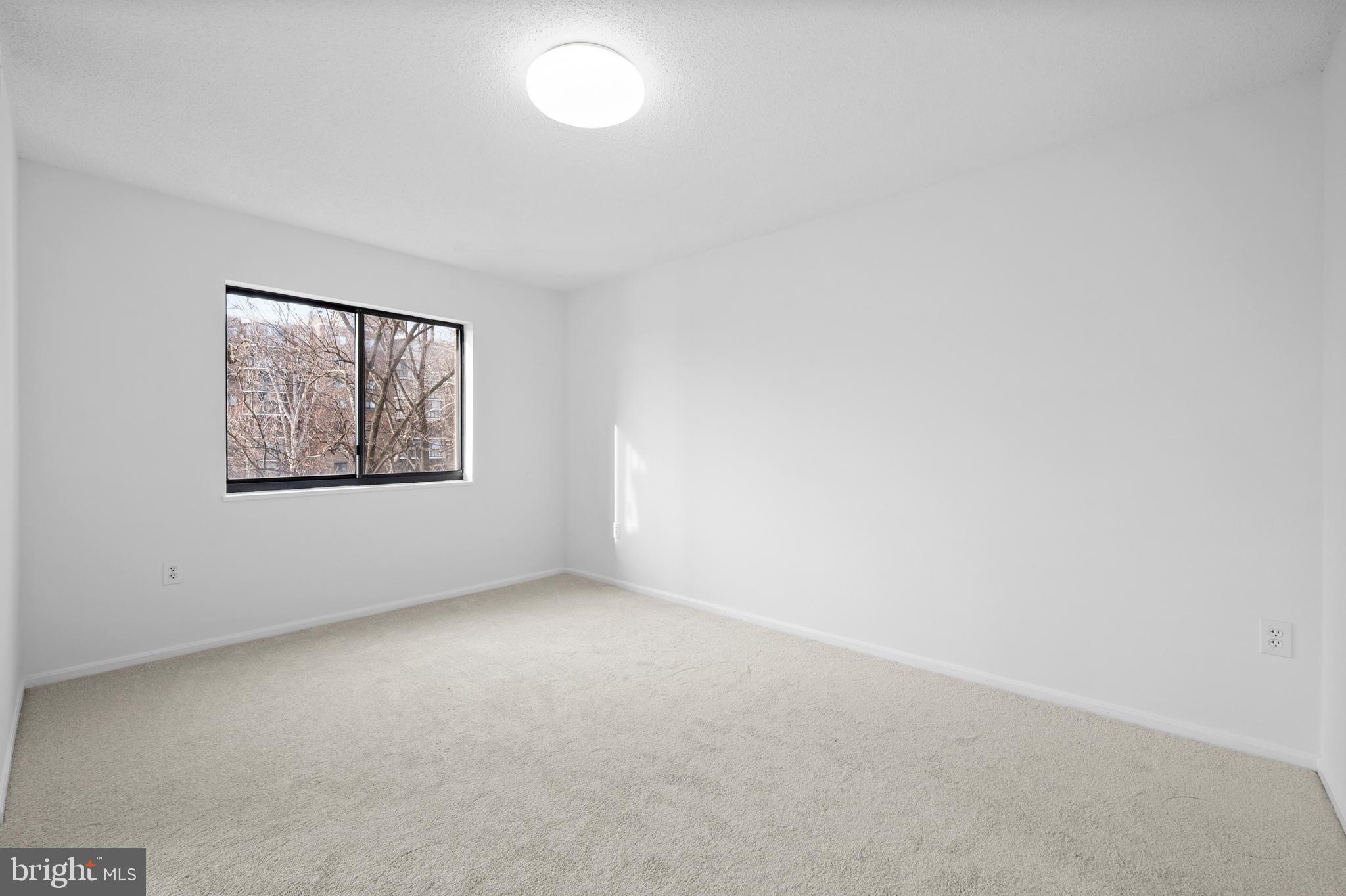 GREENS AT LEISURE WORLD - Residential