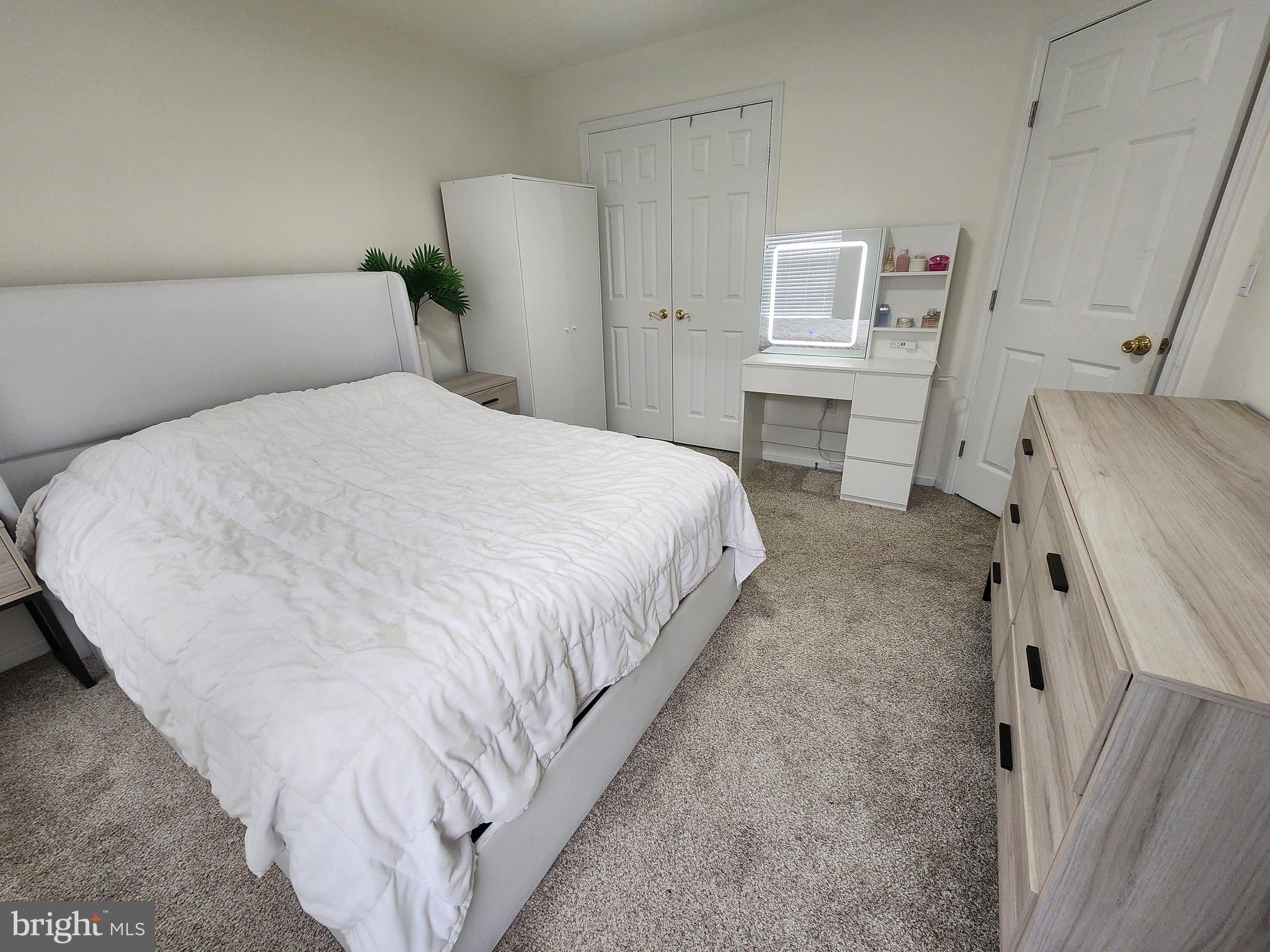 DALE CITY - Residential