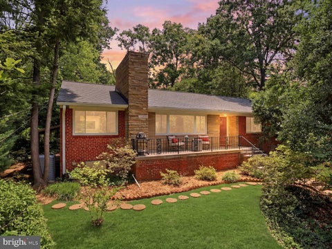 Photo of 2615 S June Street, ARLINGTON, VA 22202 (MLS # VAAR2075984)