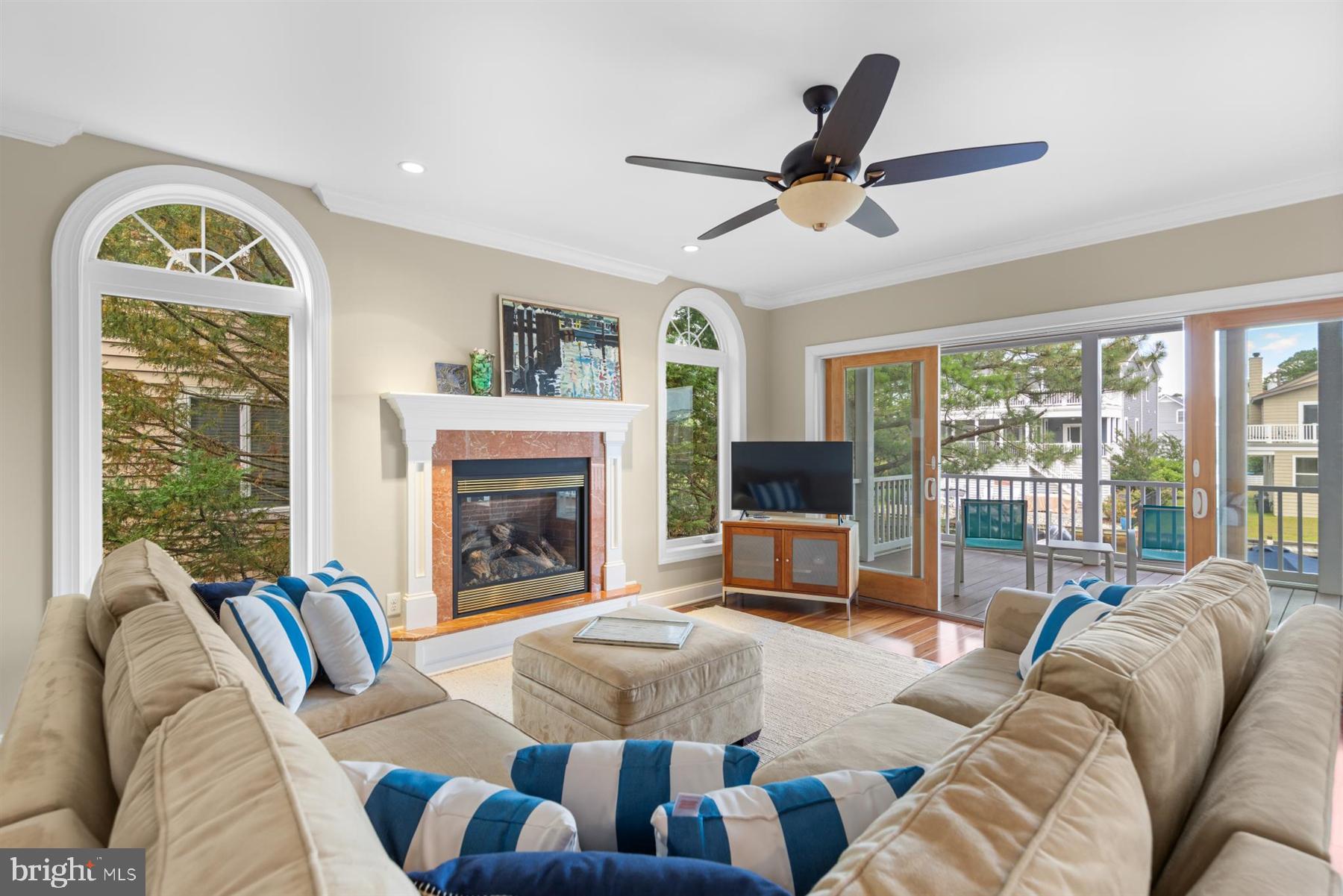 309 W 5TH STREET