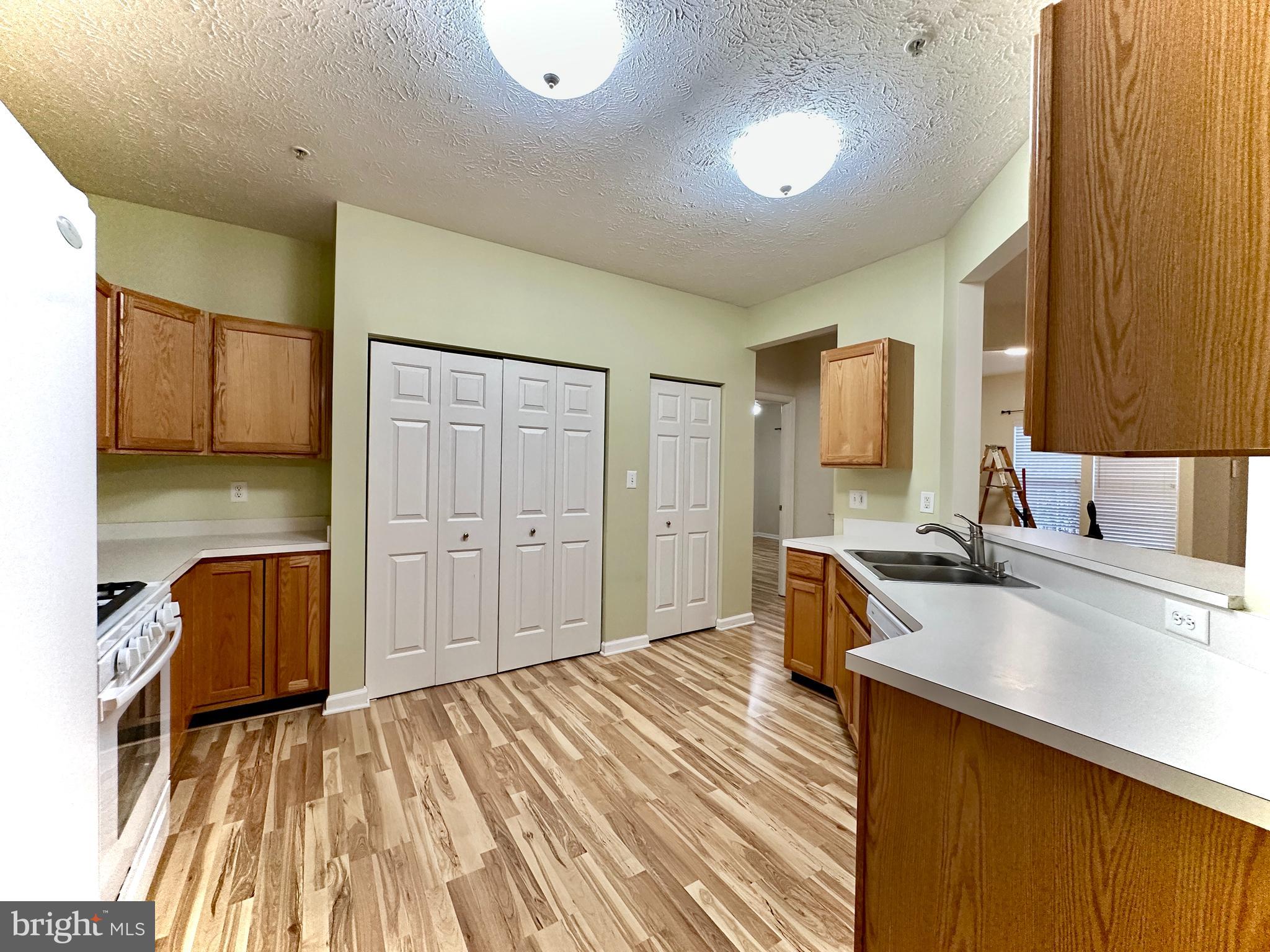 CHESTNUT TERRACE - Residential