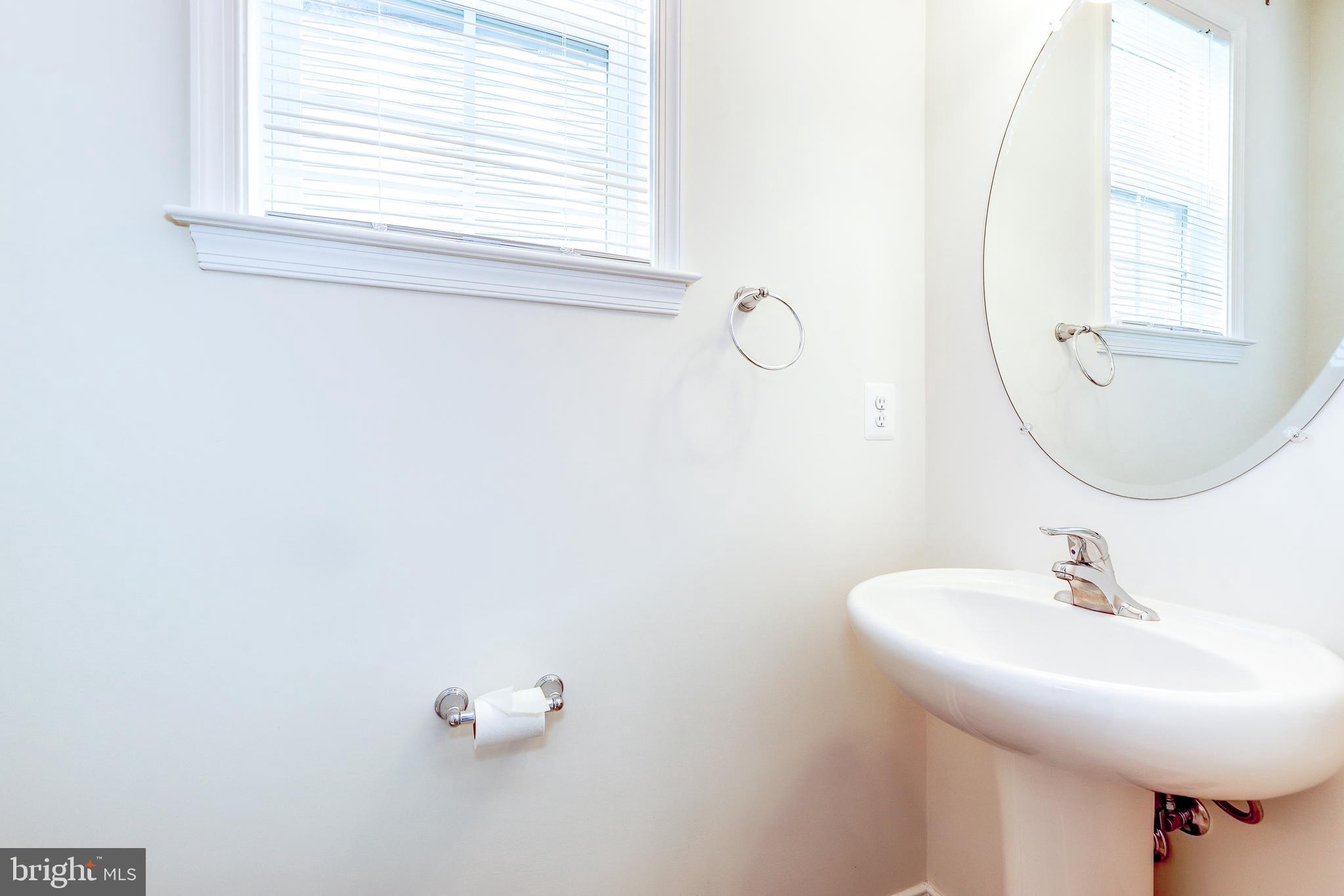 COLONIAL FORGE - Residential Lease