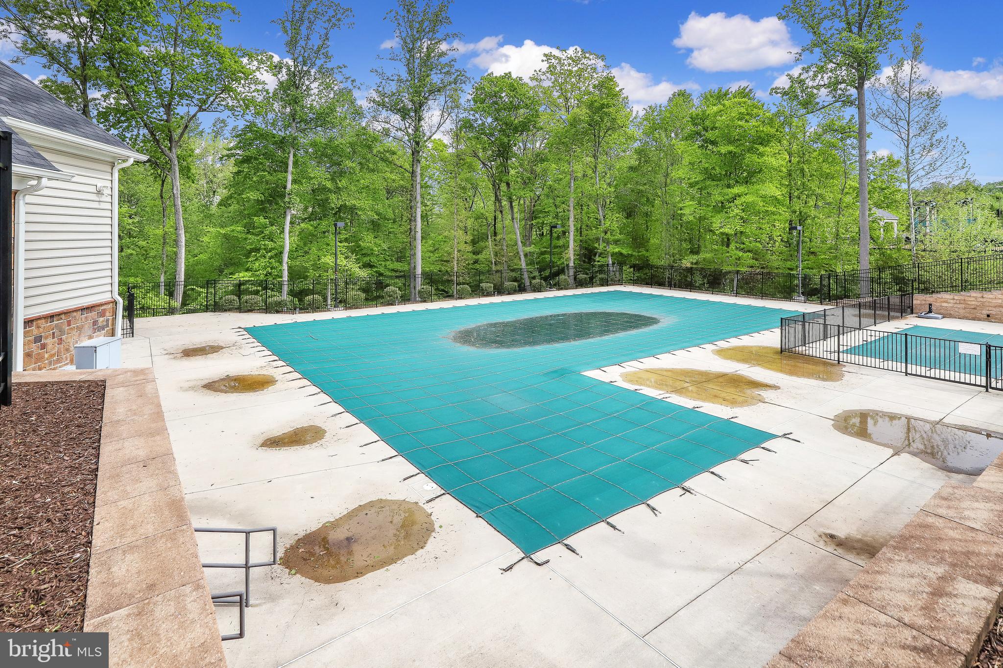 COLONIAL FORGE - Residential Lease