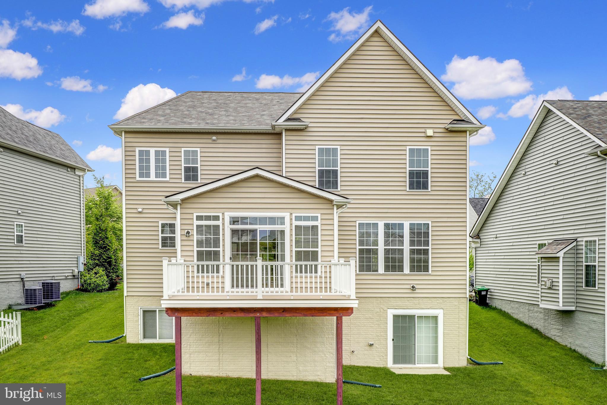 COLONIAL FORGE - Residential Lease