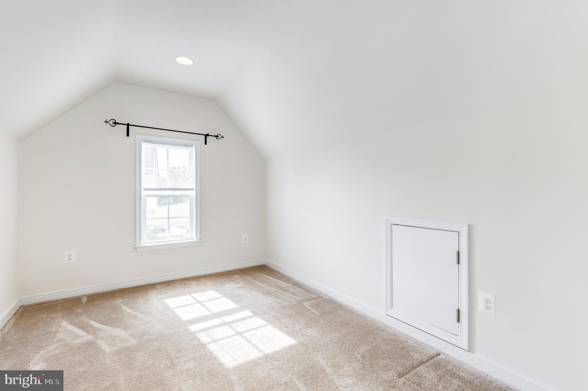 COLONIAL FORGE - Residential Lease