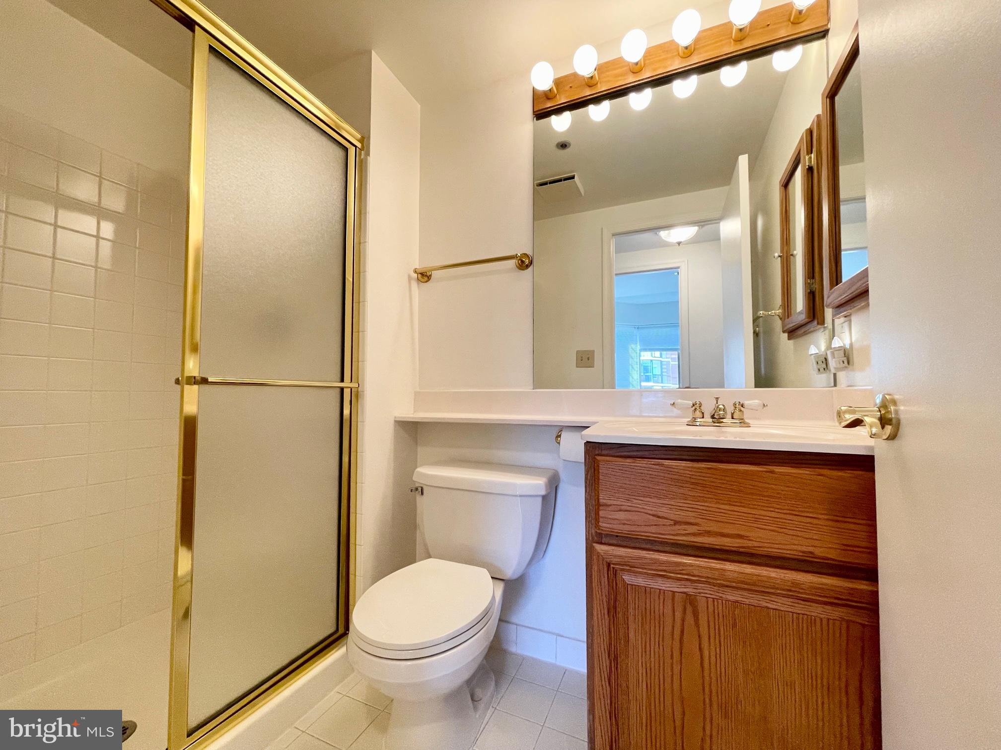 THE VICTORIA - Residential