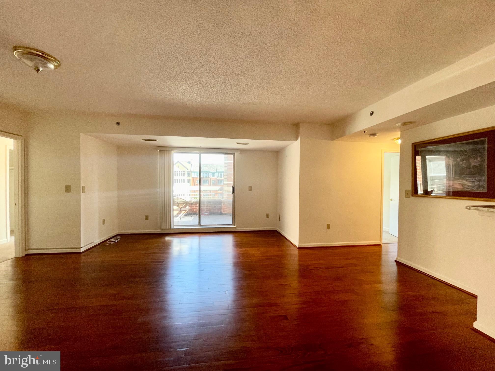 THE VICTORIA - Residential