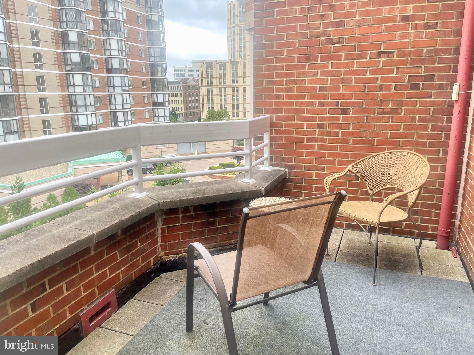 THE VICTORIA - Residential