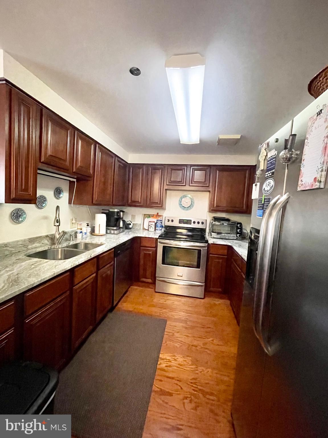 THE VICTORIA - Residential