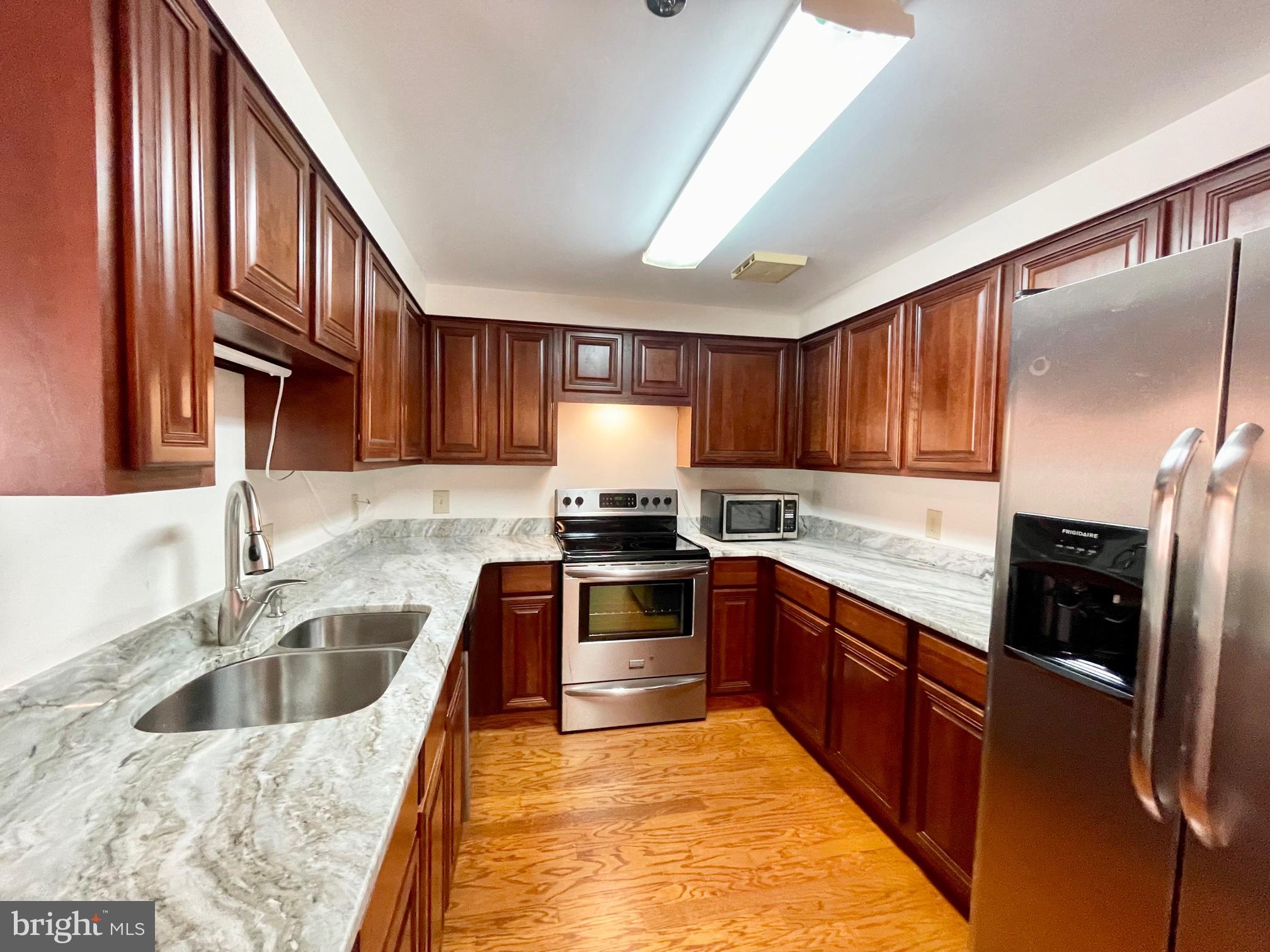 THE VICTORIA - Residential