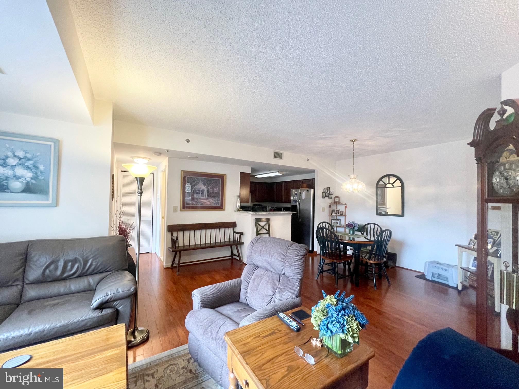 THE VICTORIA - Residential