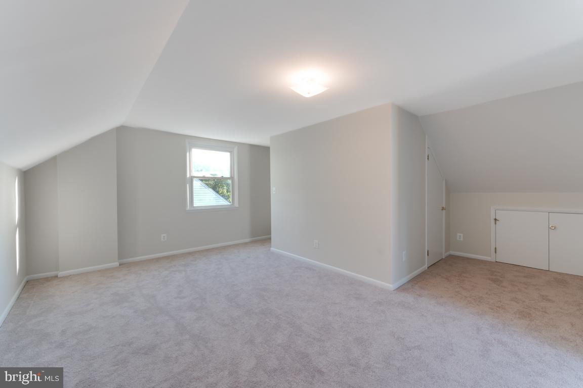 OVERLEA - Residential