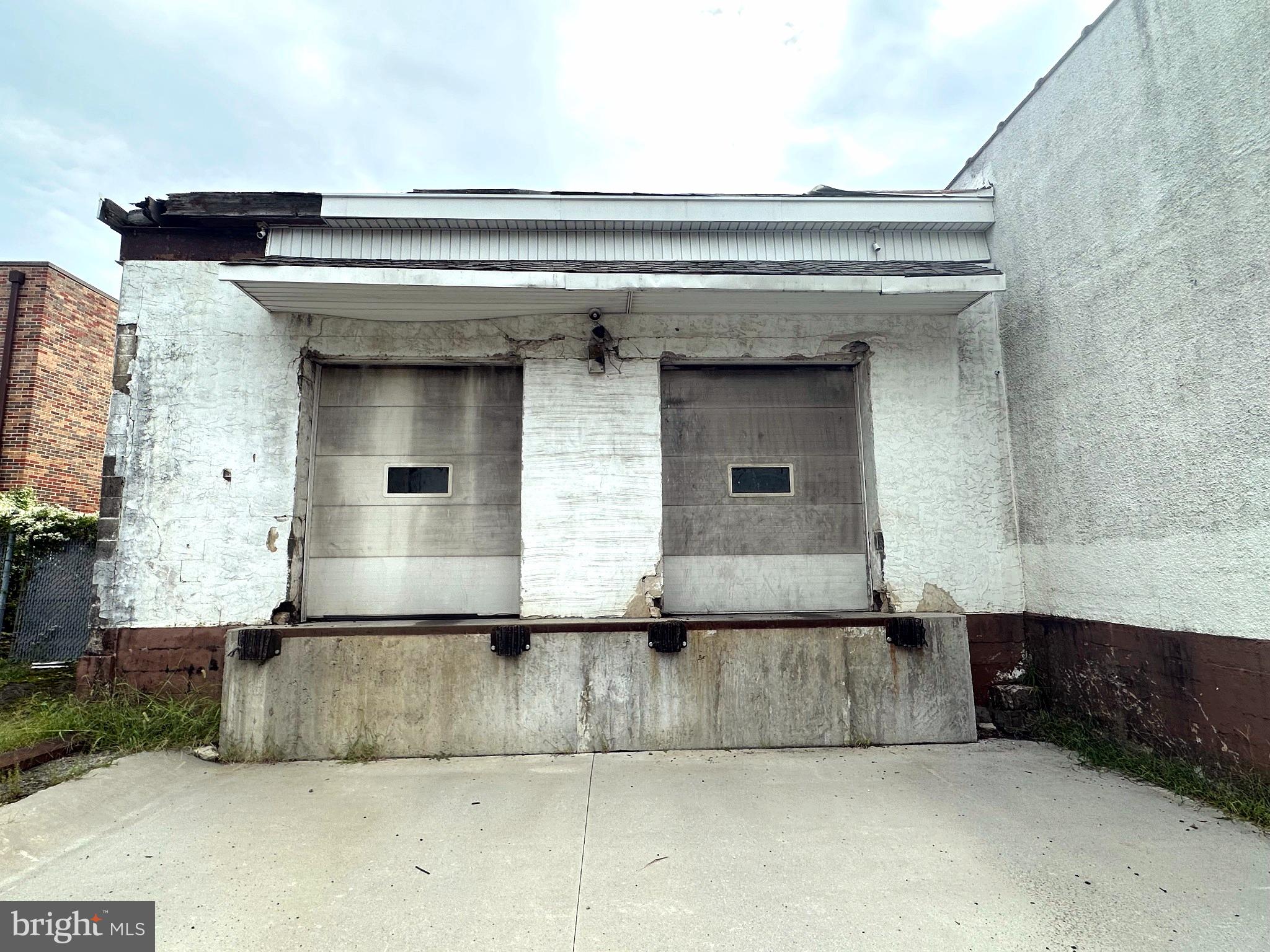 55 COMMERCE AVENUE