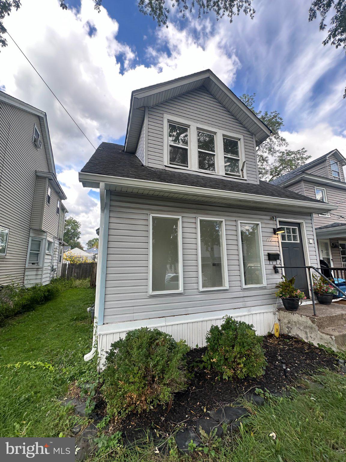 414 W BRIDGE STREET
